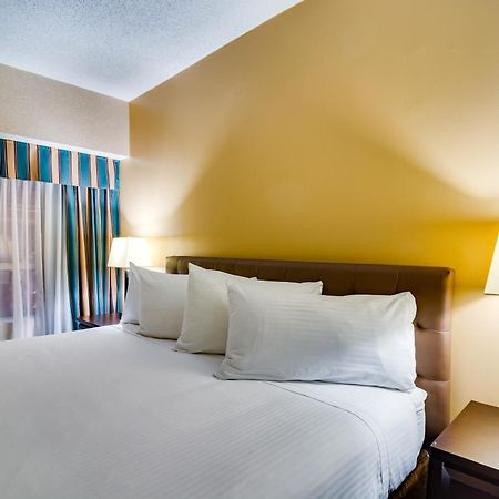 Sawridge Inn And Conference Centre Edmonton South Værelse billede