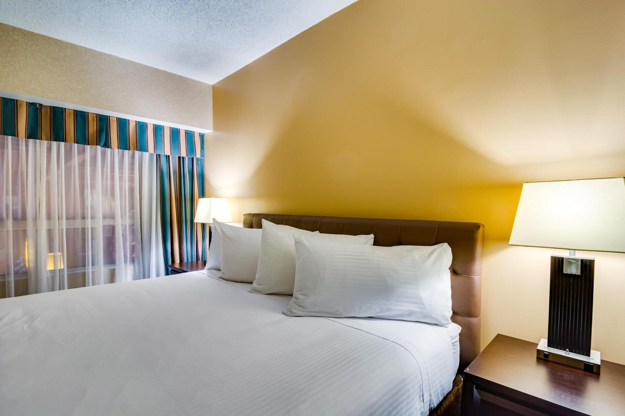Sawridge Inn And Conference Centre Edmonton South Værelse billede